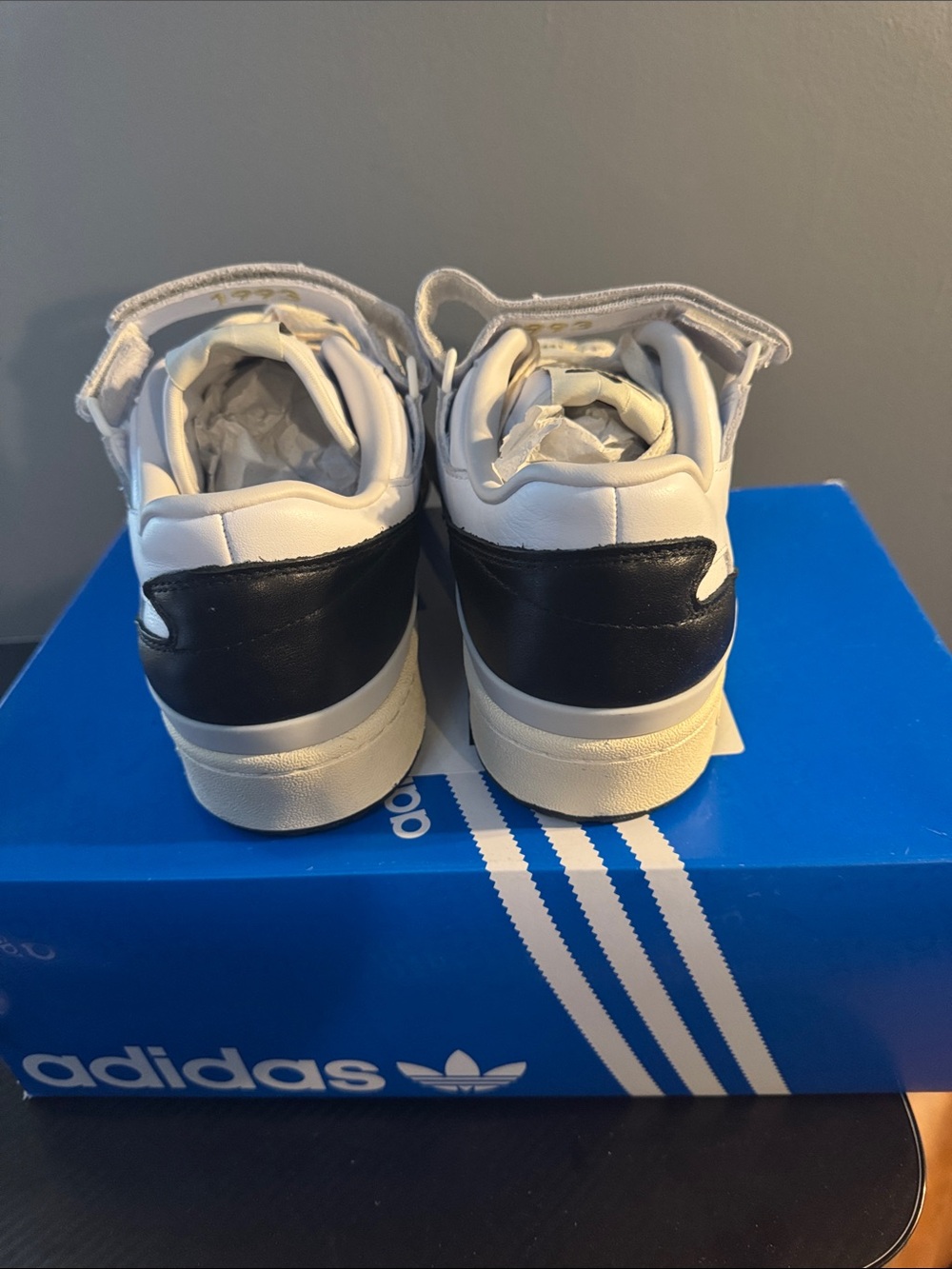 adidas Forum Low White & Black Low-Top Court Sneakers - Picture 4 of 6